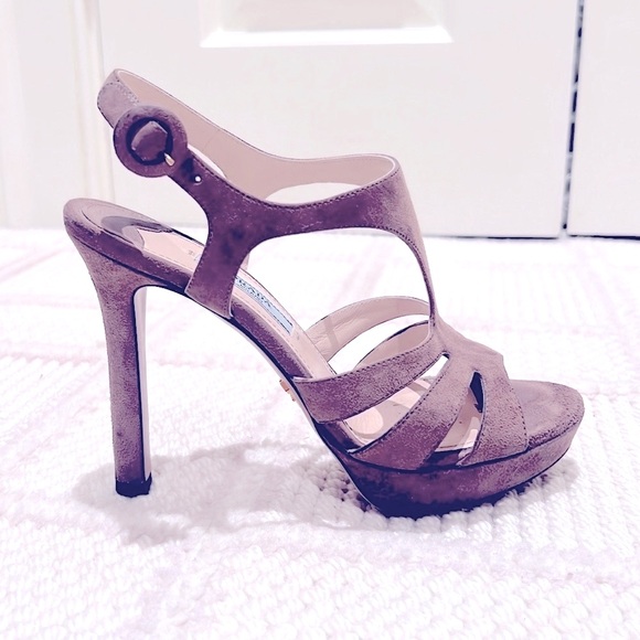 Prada Taupe suede Platform sandals with buckle T-strap Size 35 1/2 - Picture 1 of 10